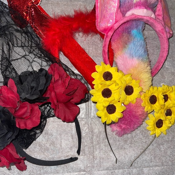 Set of Costumes 😈 🦄 🌻 - Picture 2 of 16